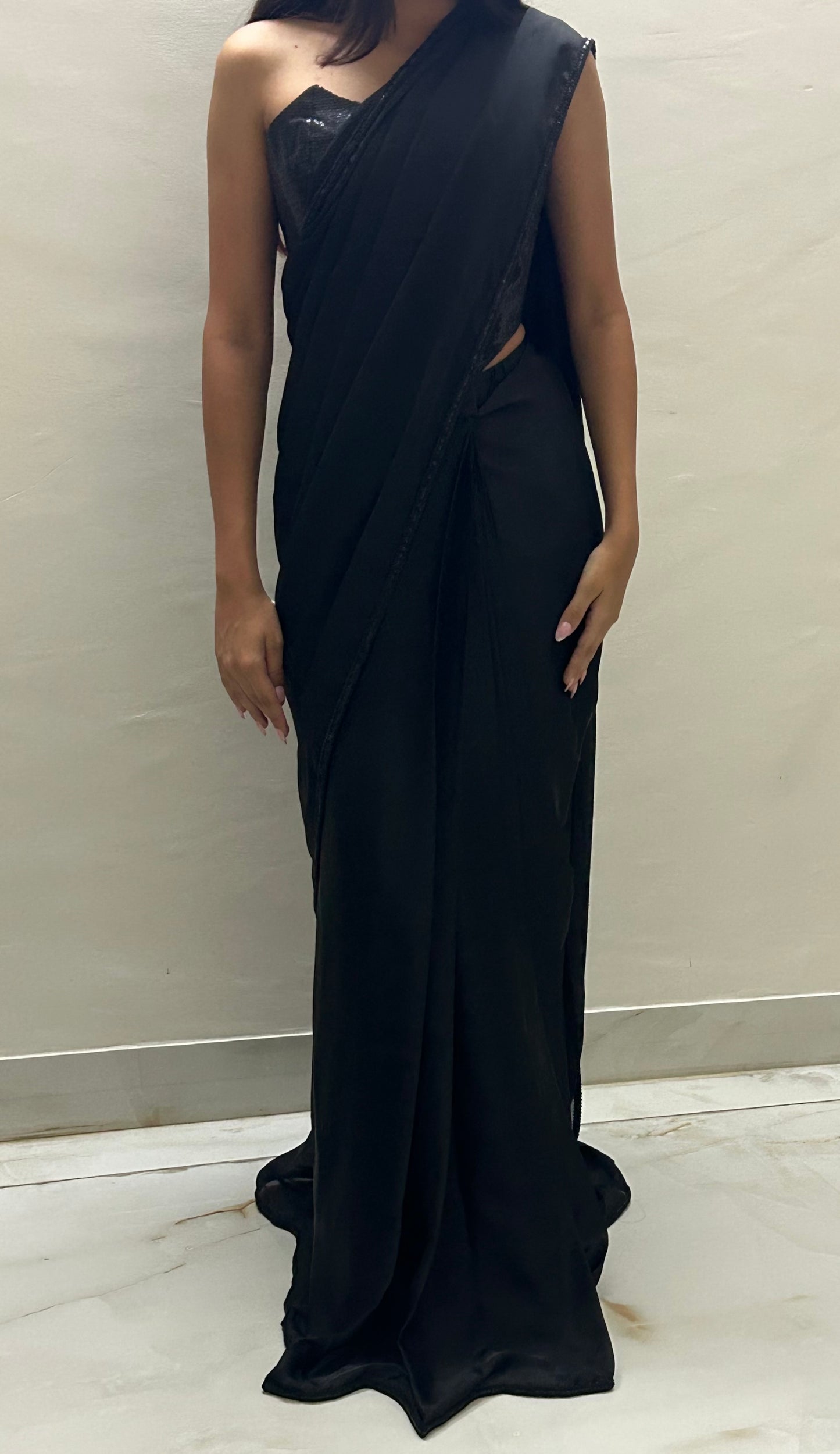 SM PRE-DRAPED SAREE & RAGAR CORSET