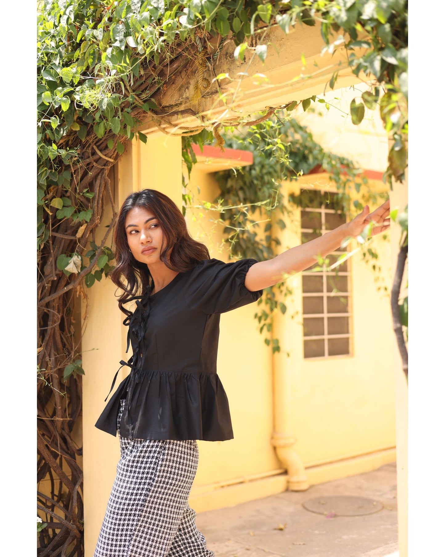 FRONT BOW BLOUSE